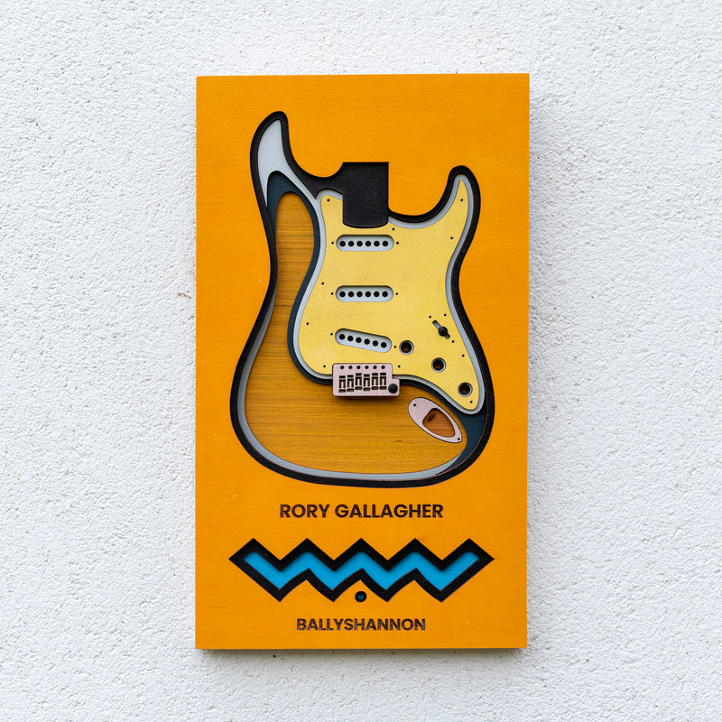 wooden multilayered strat guitar design