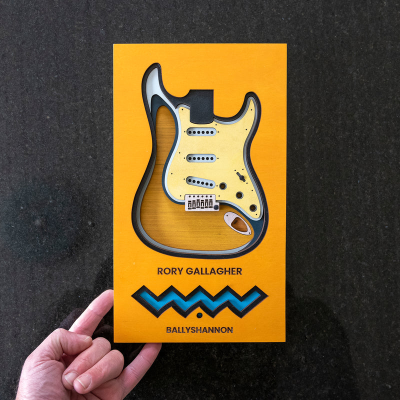 wooden multilayered strat  guitar design